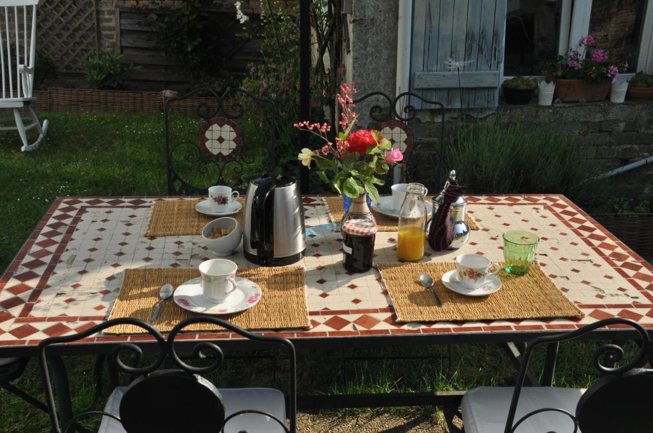 Bed and Breakfast La Pie Grieche Lucquy Exteriér fotografie